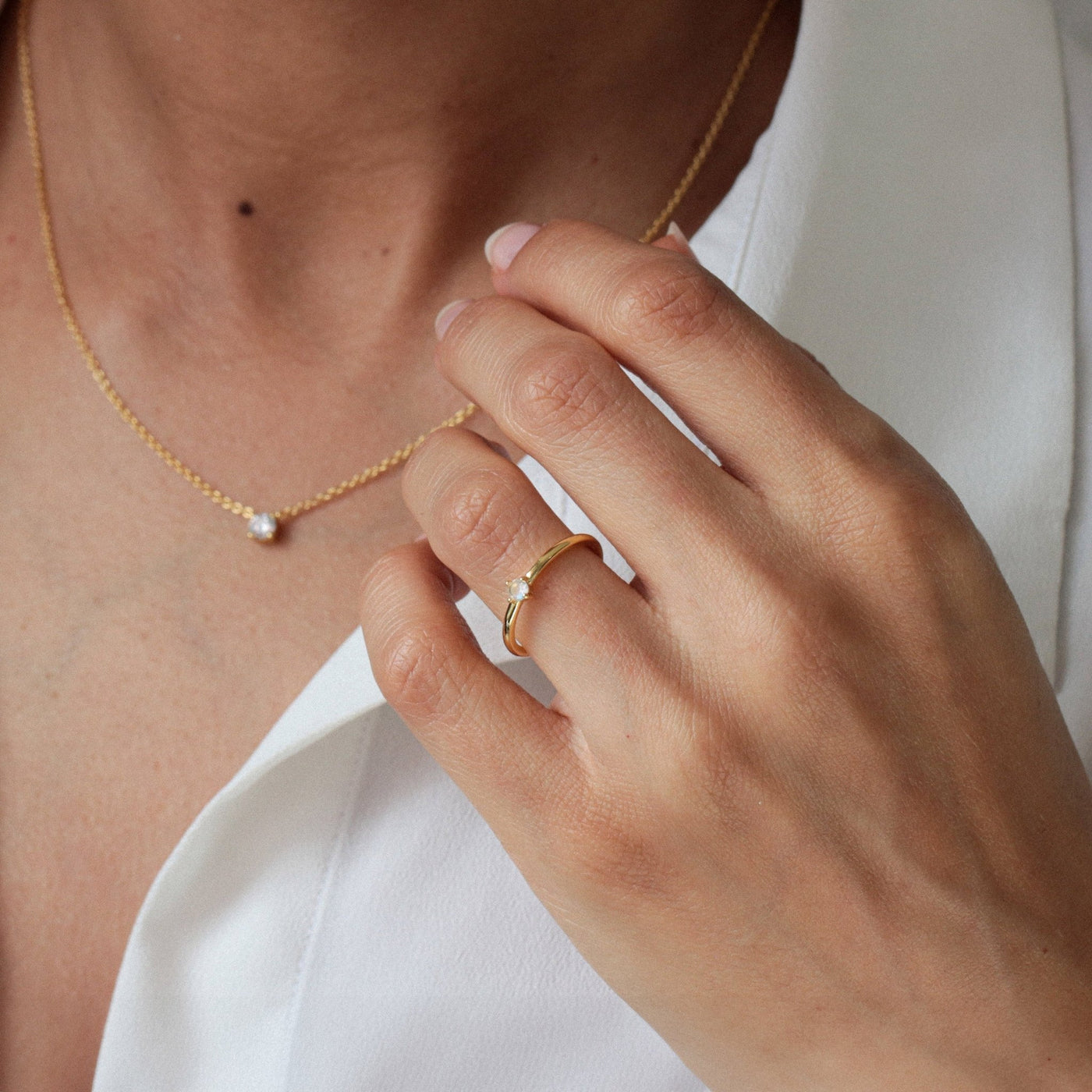 Bague 3mm en Argent Massif et Pierre de Lune Naturelle - Petite Vagabonde