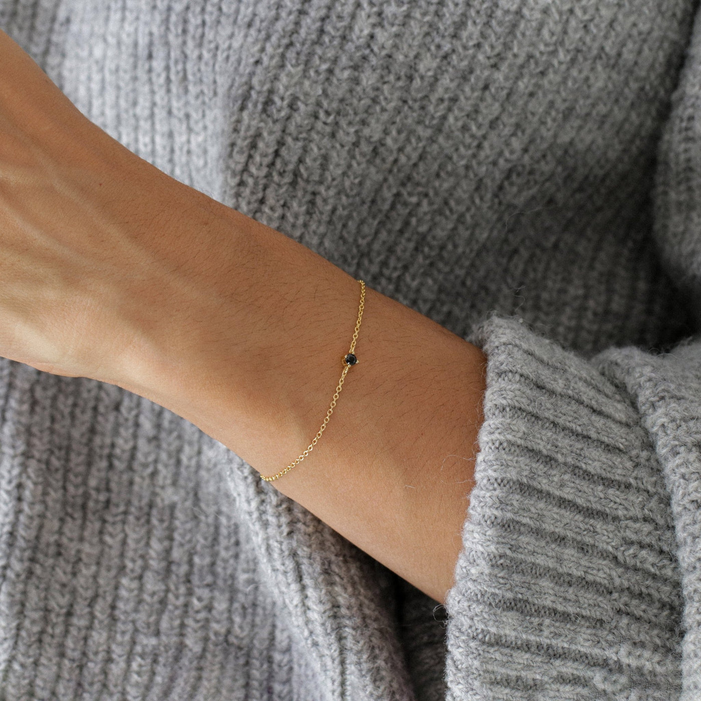 Bracelet Lina – Solitaire Diamant Noir Synthétique en Argent Massif - Petite Vagabonde