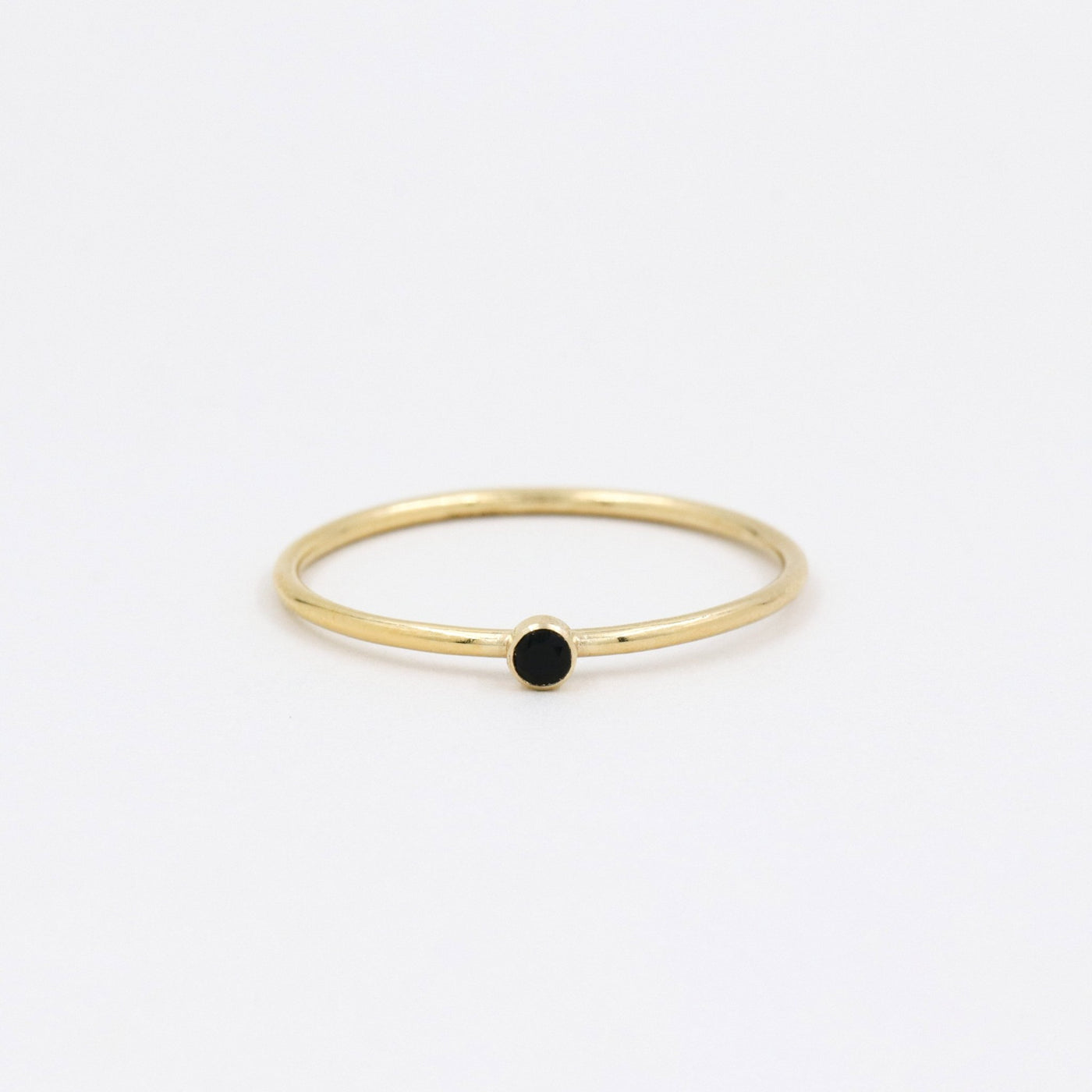 Bague 2mm avec Onyx Noir Naturel - Petite Vagabonde