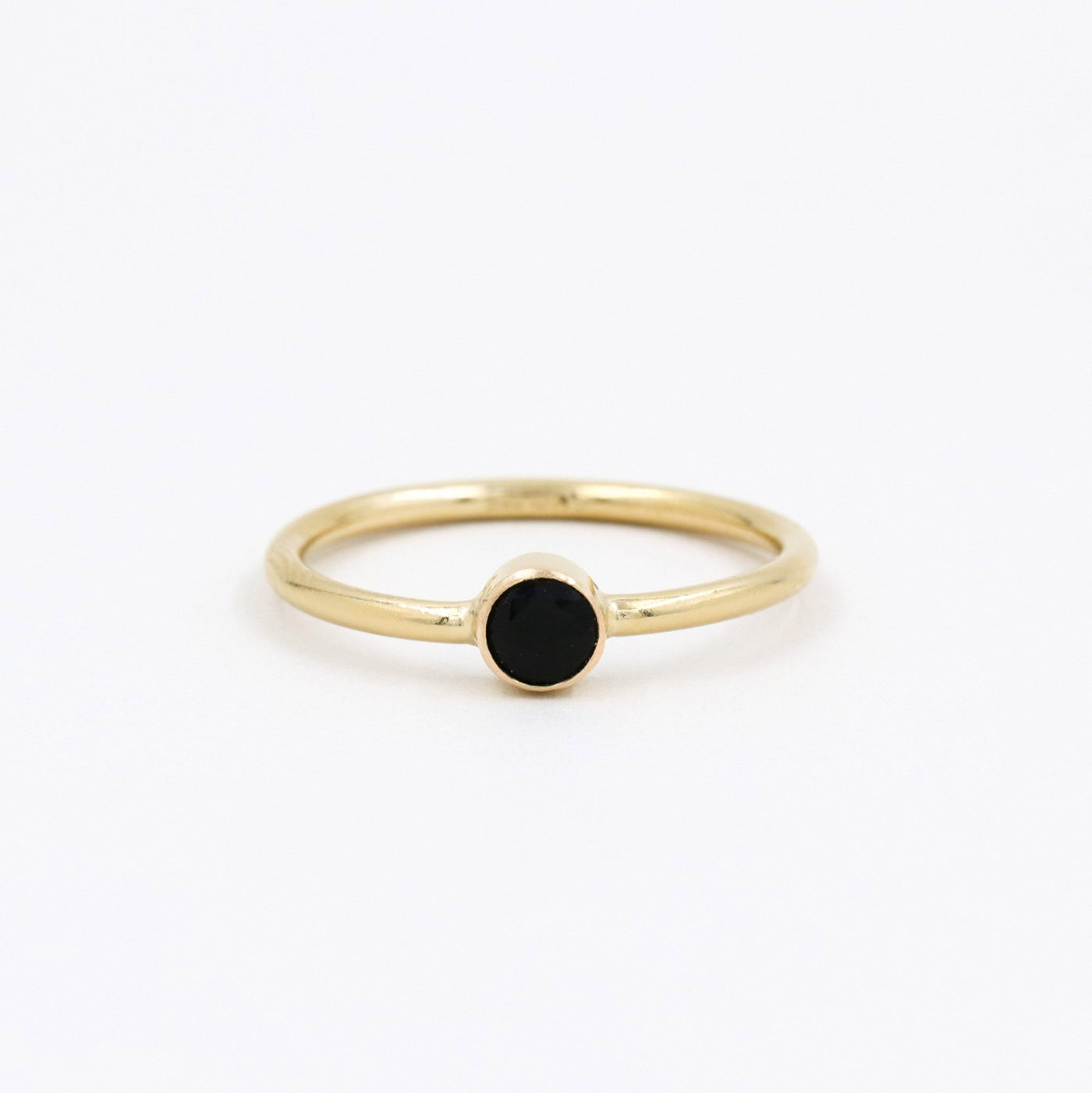 Bague 4mm avec Onyx Noir Naturel - Petite Vagabonde