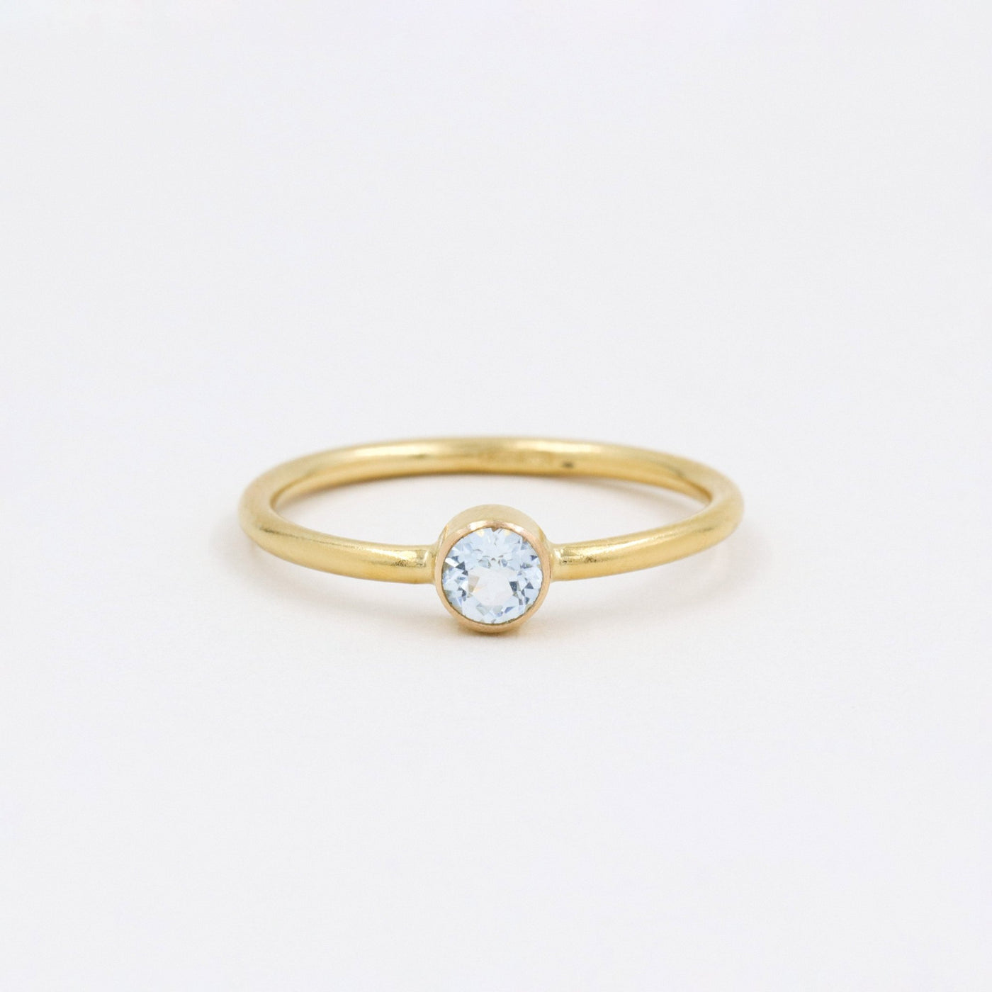 Bague 4mm avec Topaze Bleue Claire Naturelle - Petite Vagabonde