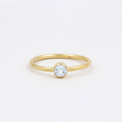 Bague 4mm avec Topaze Bleue Claire Naturelle - Petite Vagabonde