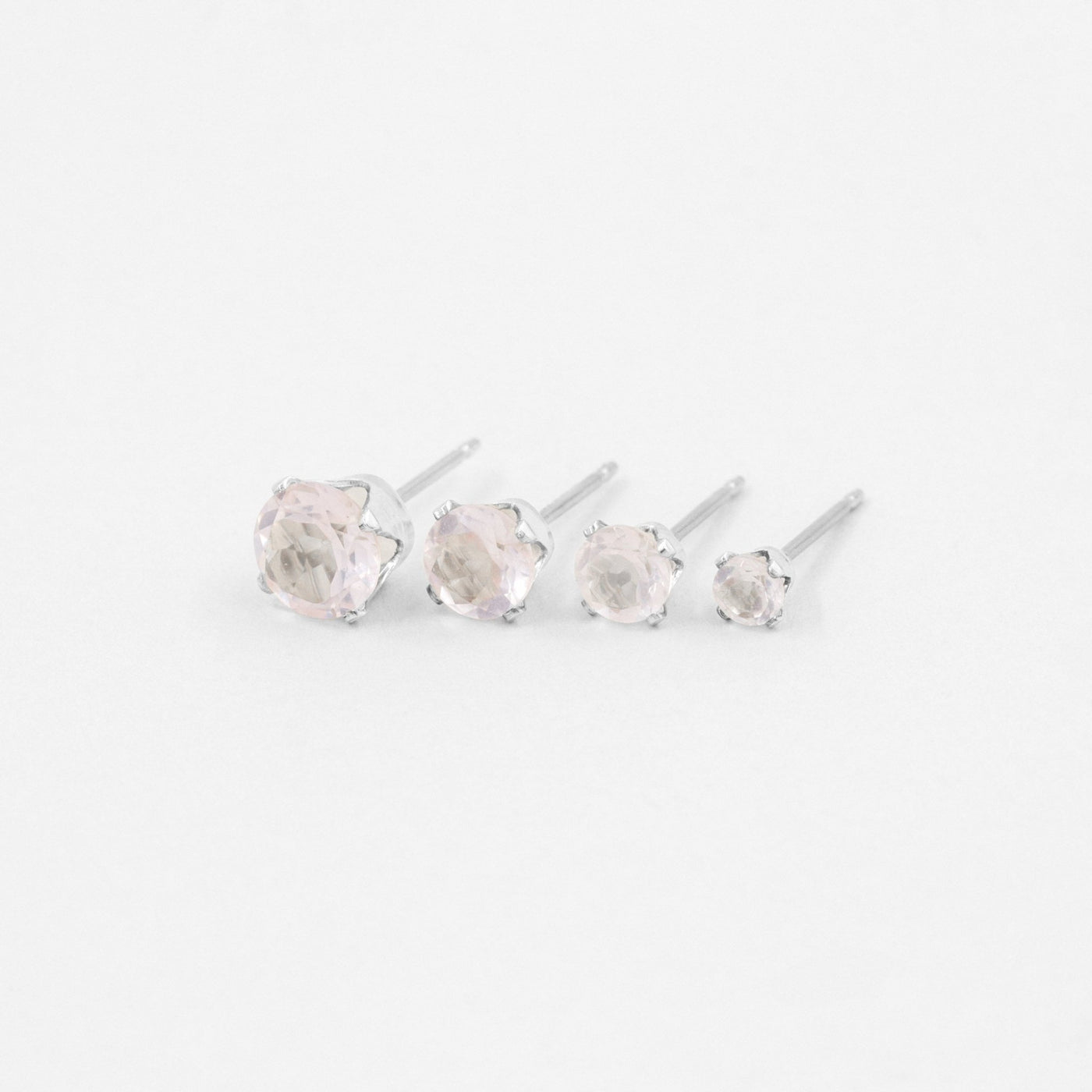 Puces d'oreilles 3-6mm avec Quartz Rose Naturel - Petite Vagabonde