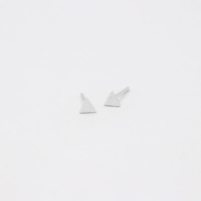 Vera - Puces d'Oreilles Triangles en Argent Massif - Petite Vagabonde